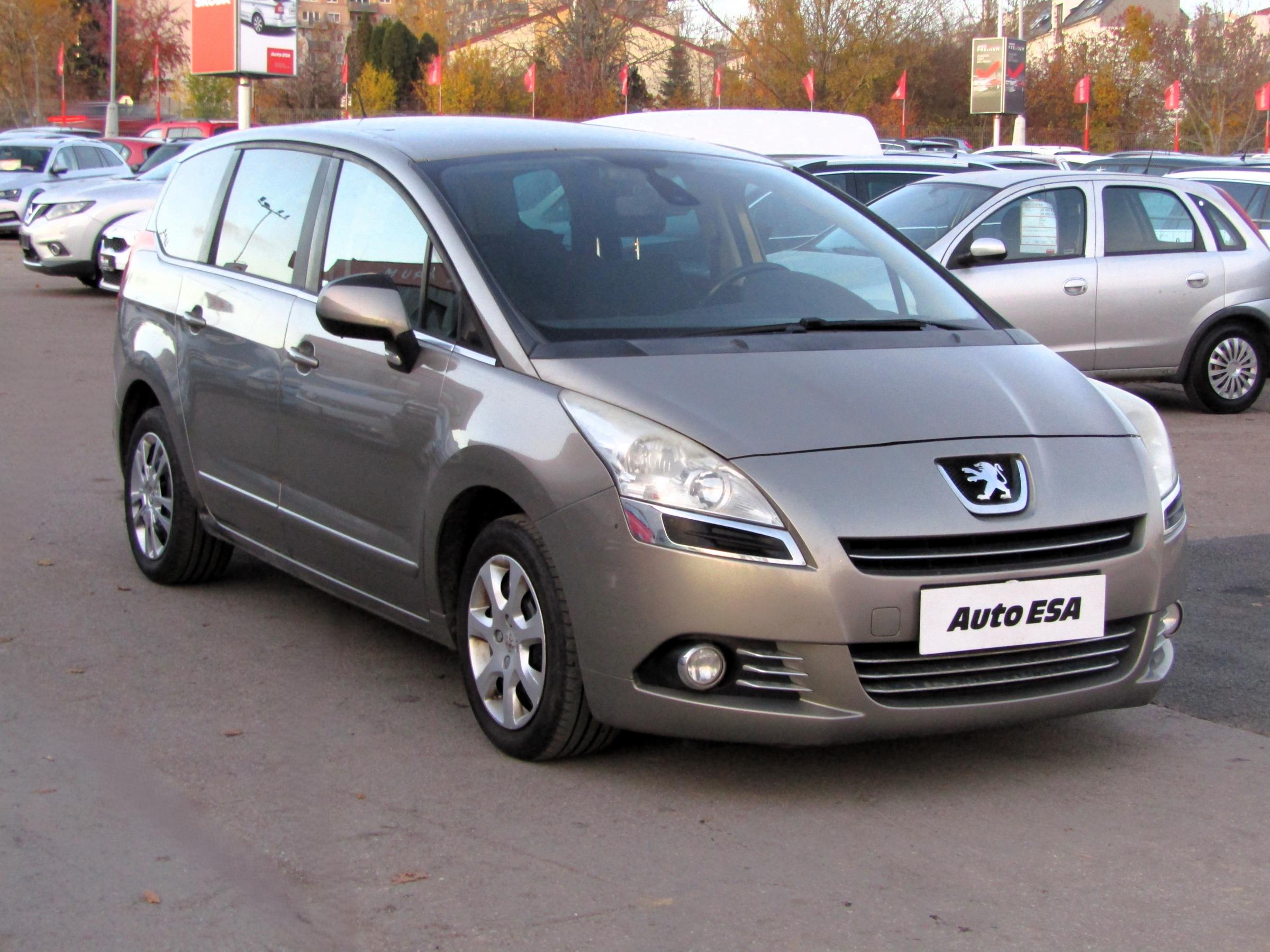 Peugeot 5008, 2012