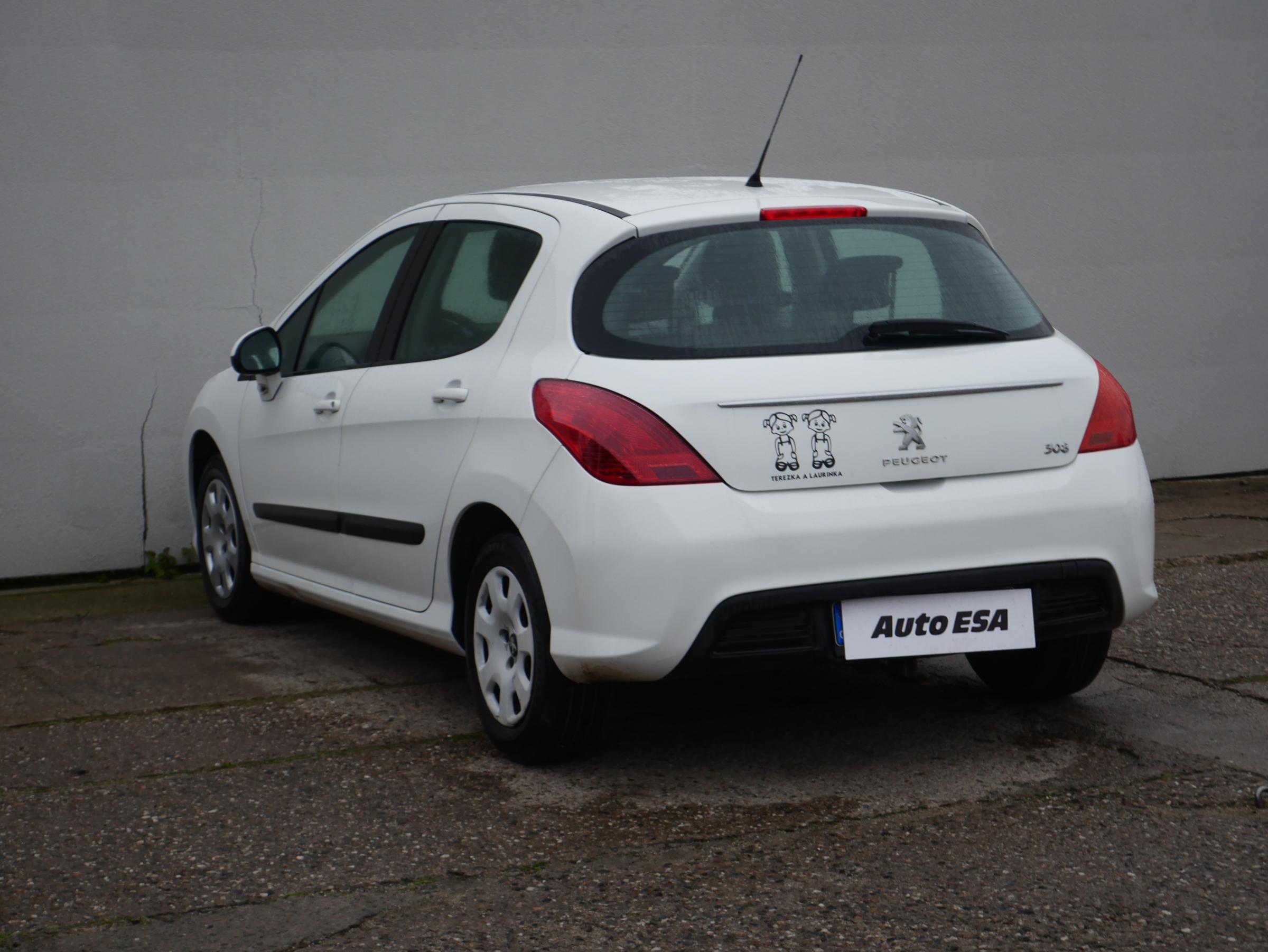 Peugeot 308, 2013 - pohled č. 4