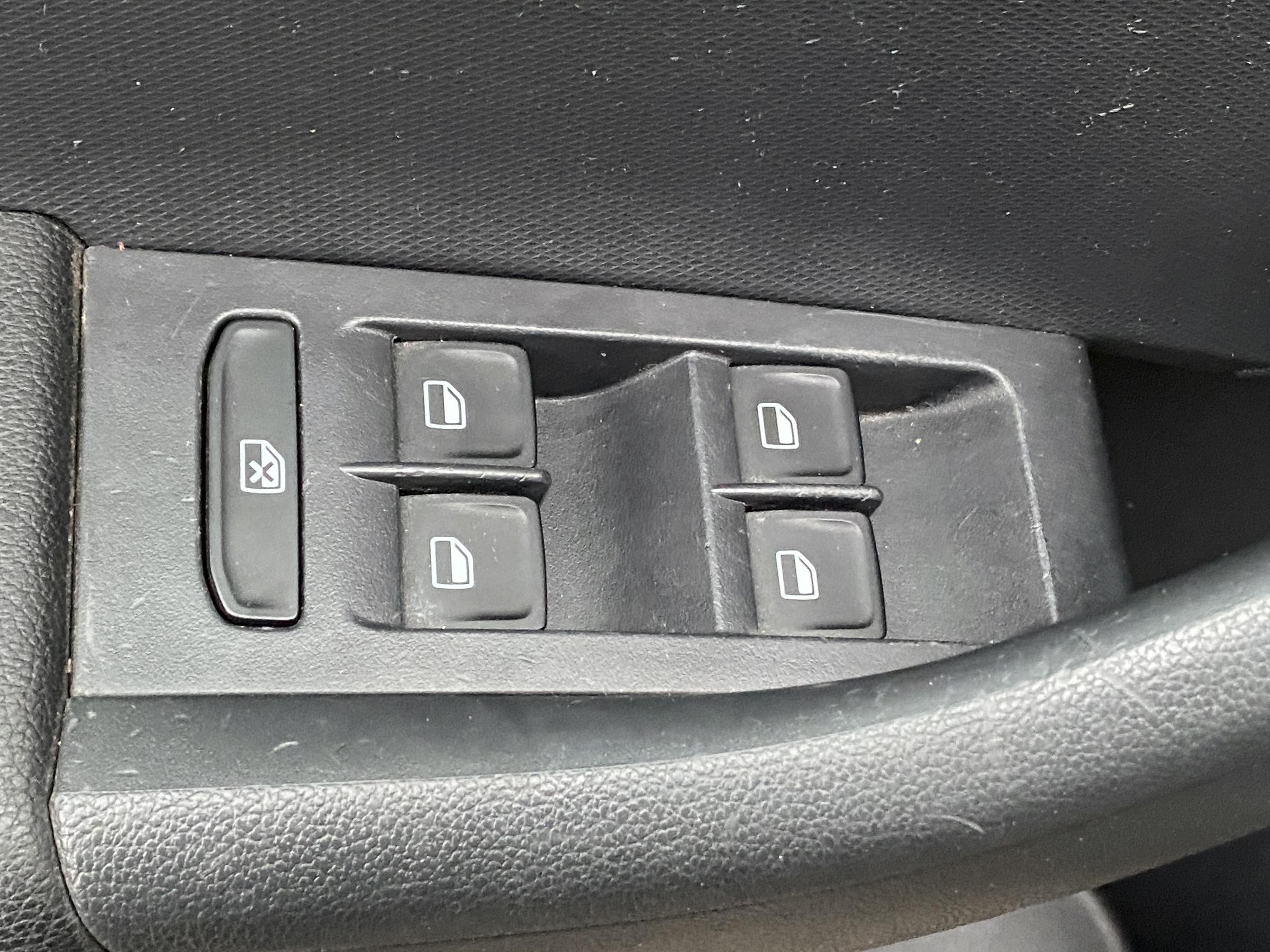 Škoda Rapid, 2015 - pohled č. 11