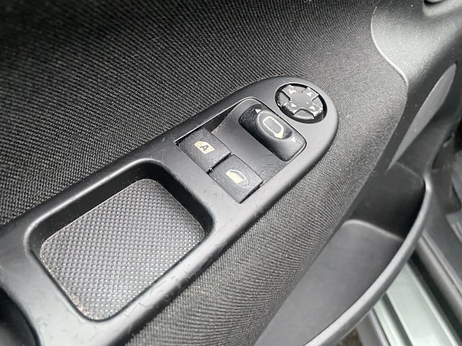 Peugeot 207 1.4 i Outdoor