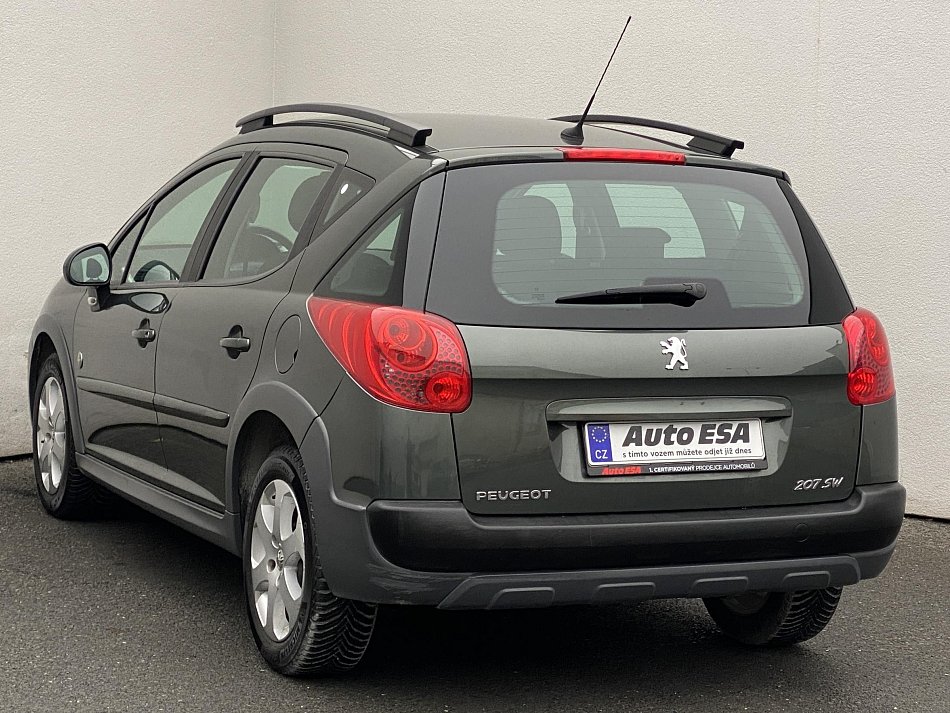 Peugeot 207 1.4 i Outdoor