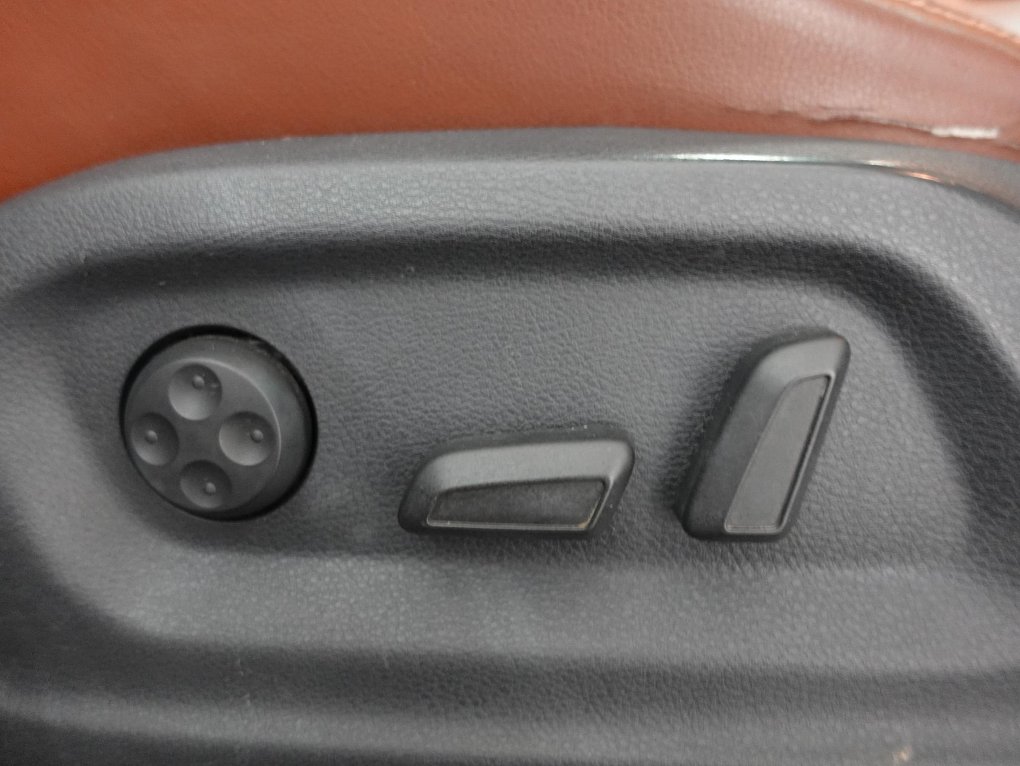 Volkswagen Tiguan 2.0TSi  4x4