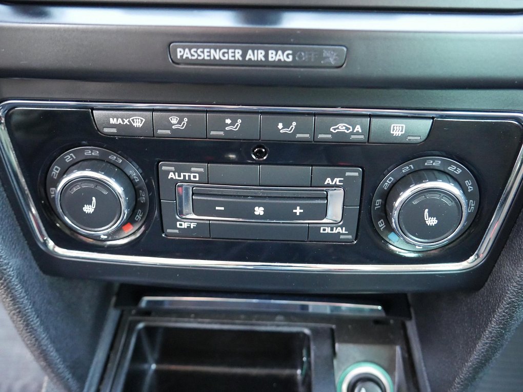 Škoda Superb II 2.0 TDi Ambition