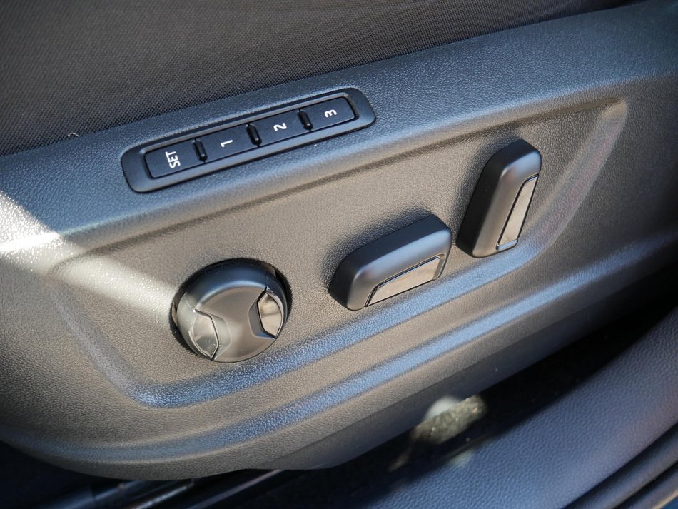 Škoda Karoq 1.5 TSi 