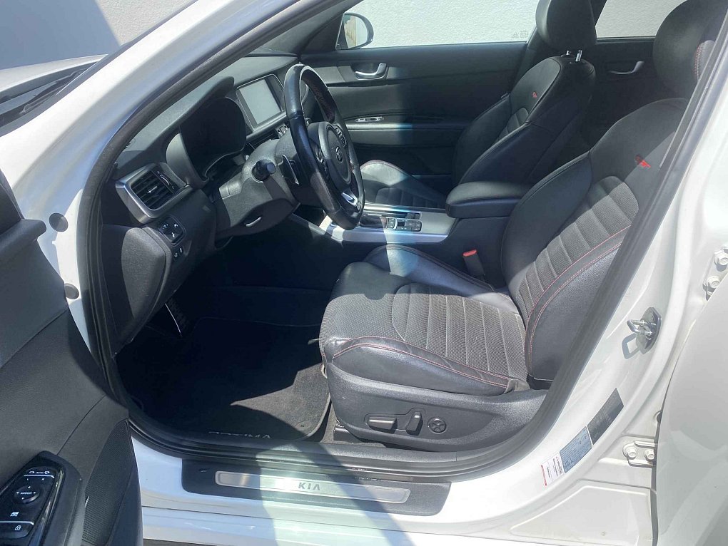 Kia Optima 2.0 T-GDi GT