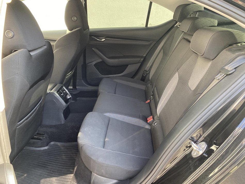 Škoda Octavia IV 1.5 TSi Ambition