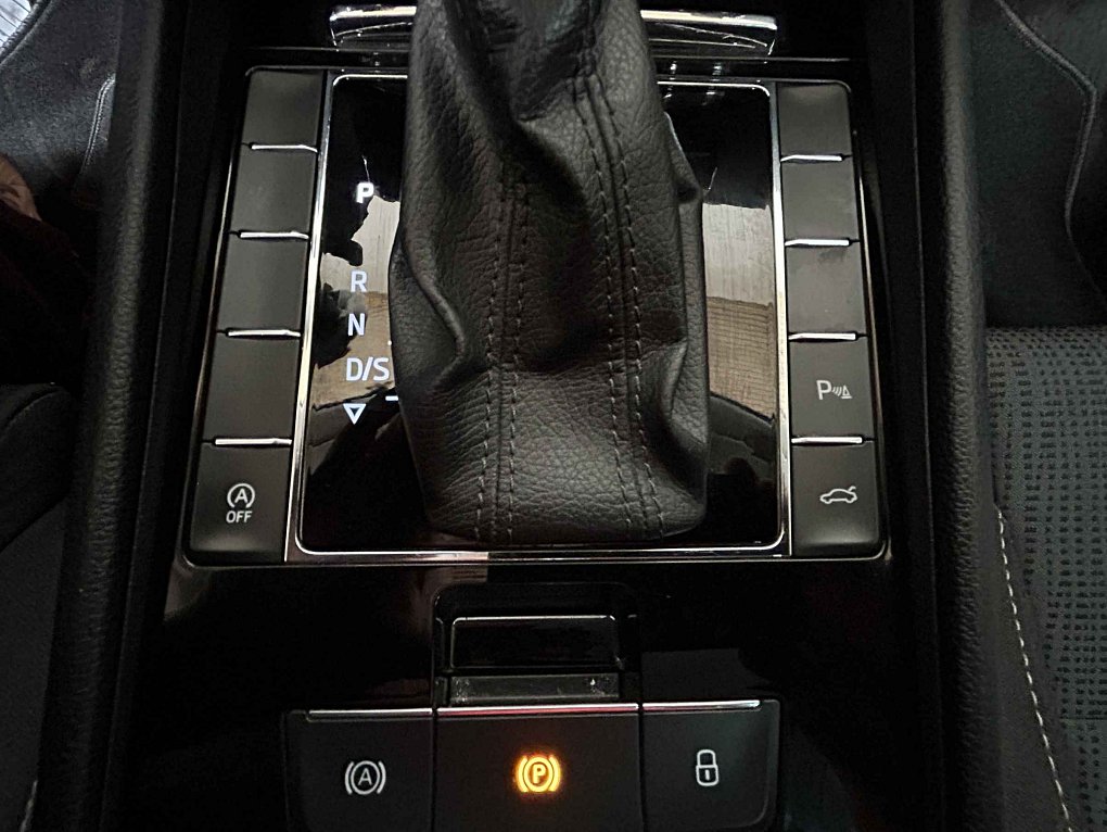 Škoda Superb III 2.0 TDi Ambition