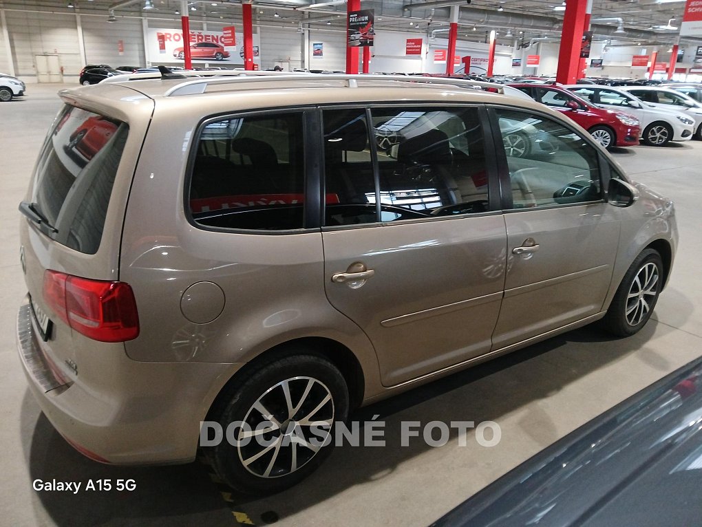 Volkswagen Touran 1.6 TDi 