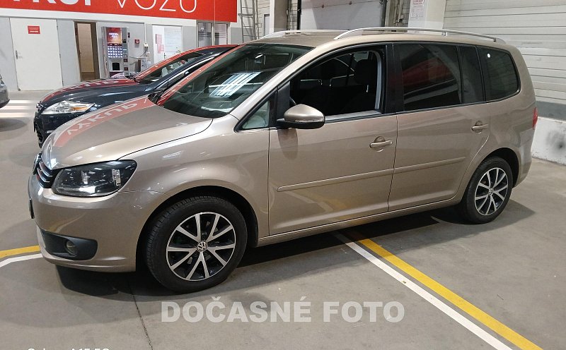 Volkswagen Touran 1.6 TDi 