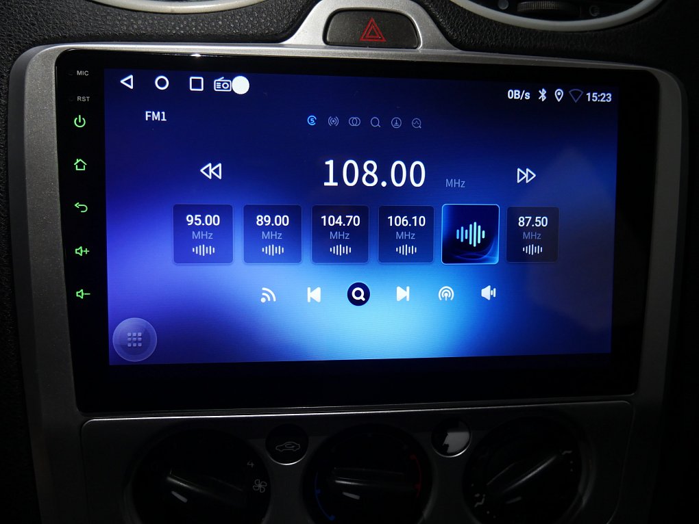 Ford Focus 1.6i 