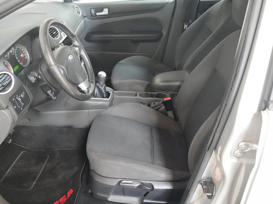 Ford Focus 1.6i 