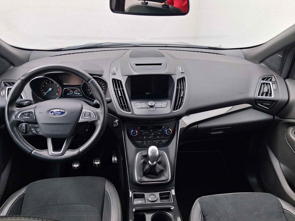 Ford Kuga 1.5 EB ST-Line