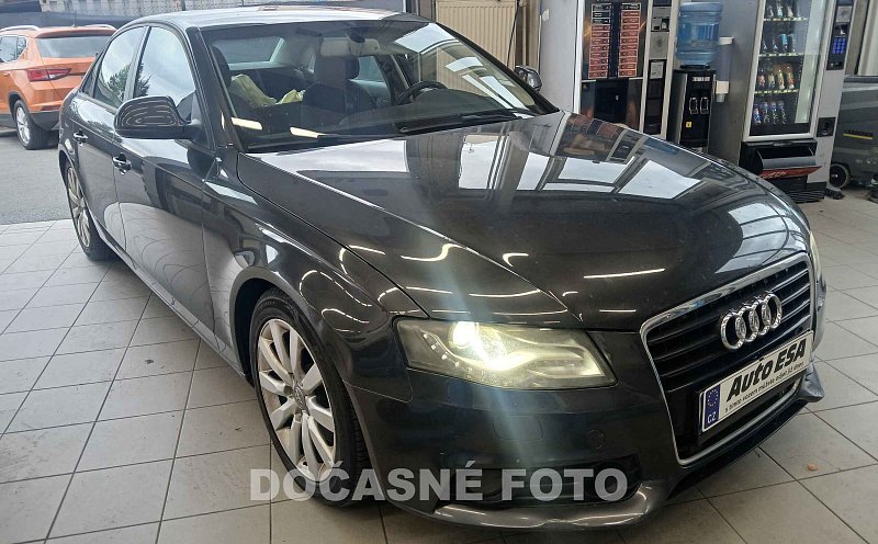 Audi A4 3.2FSI  Quattro