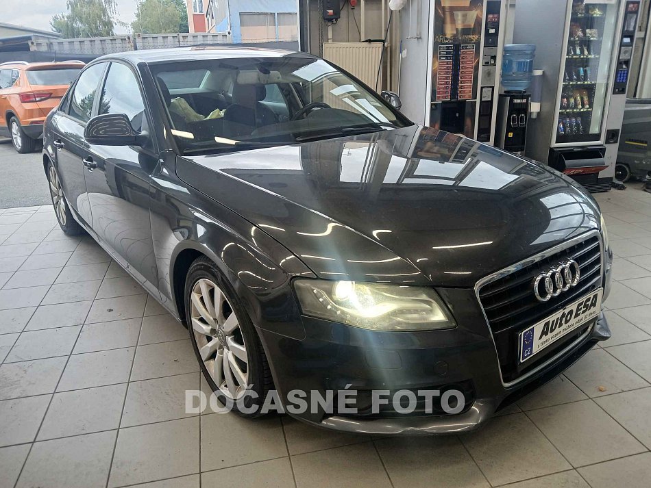 Audi A4 3.2FSI  Quattro