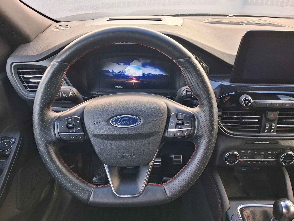 Ford Kuga 1.5 EB ST-Line