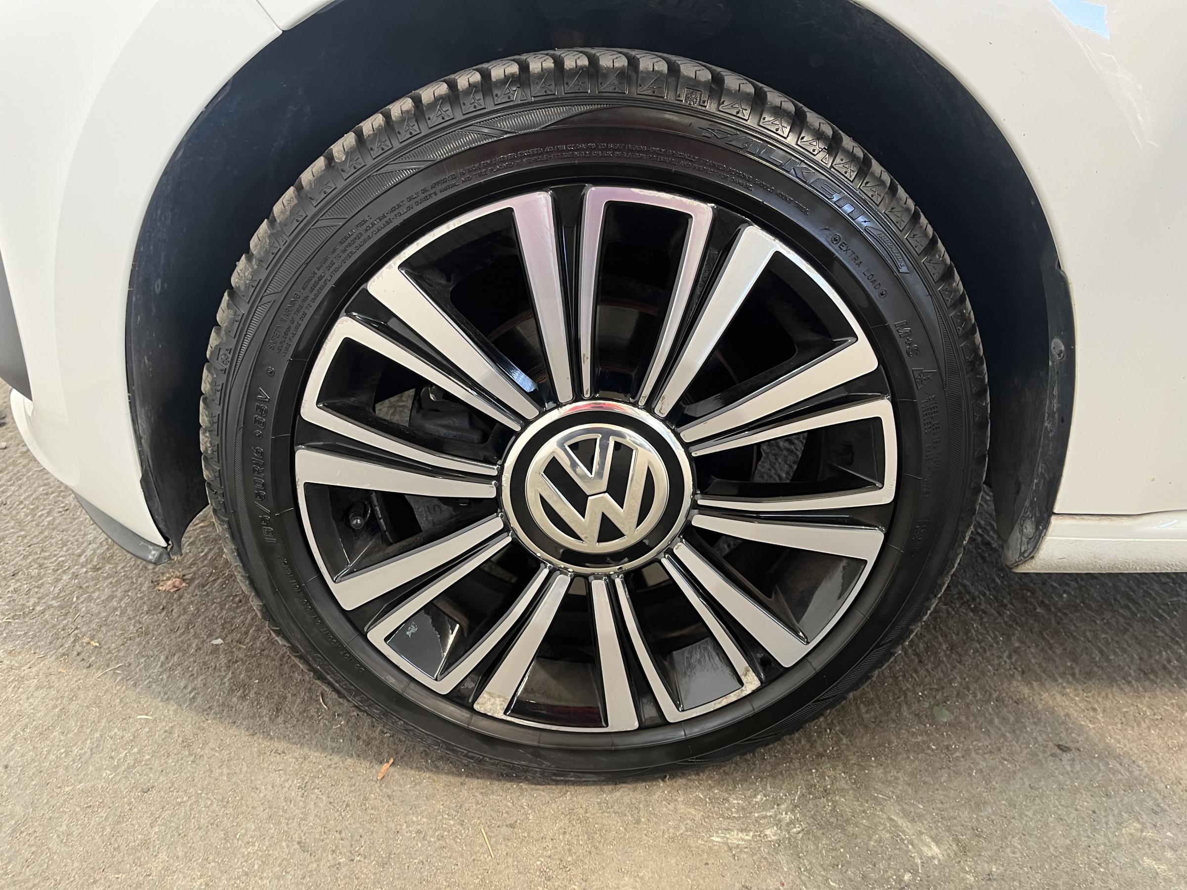 Volkswagen up!, 2018 - pohled č. 20