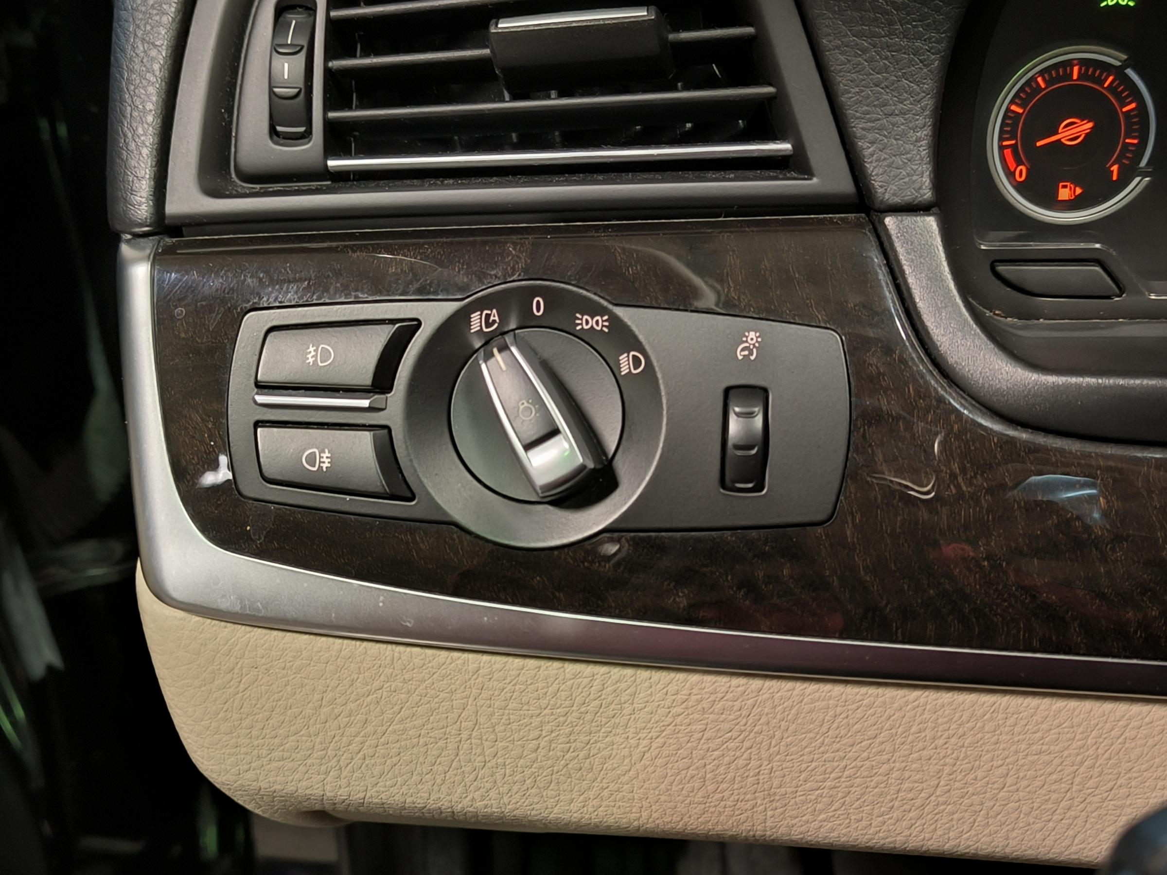 BMW Řada 5, 2015 - pohled č. 16