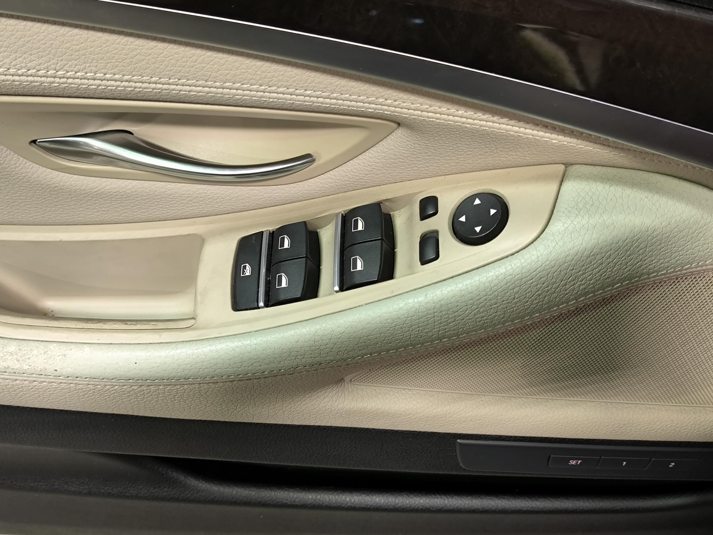 BMW Řada 5, 2015 - pohled č. 17