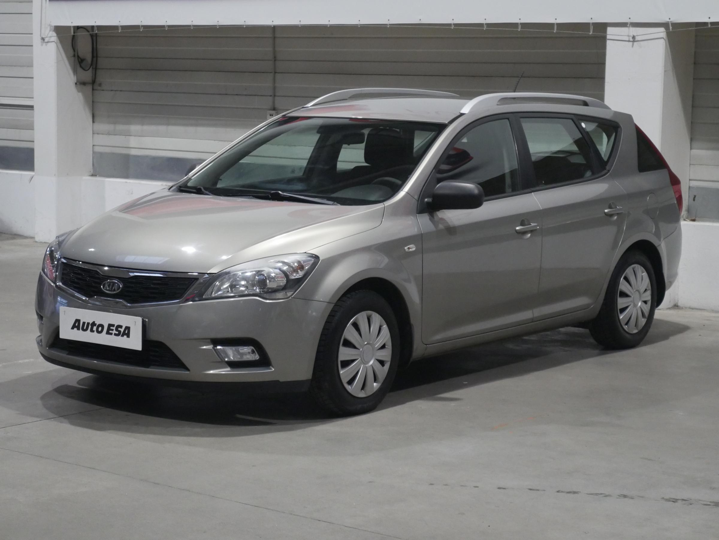 Kia Cee´d, 2011 - pohled č. 3