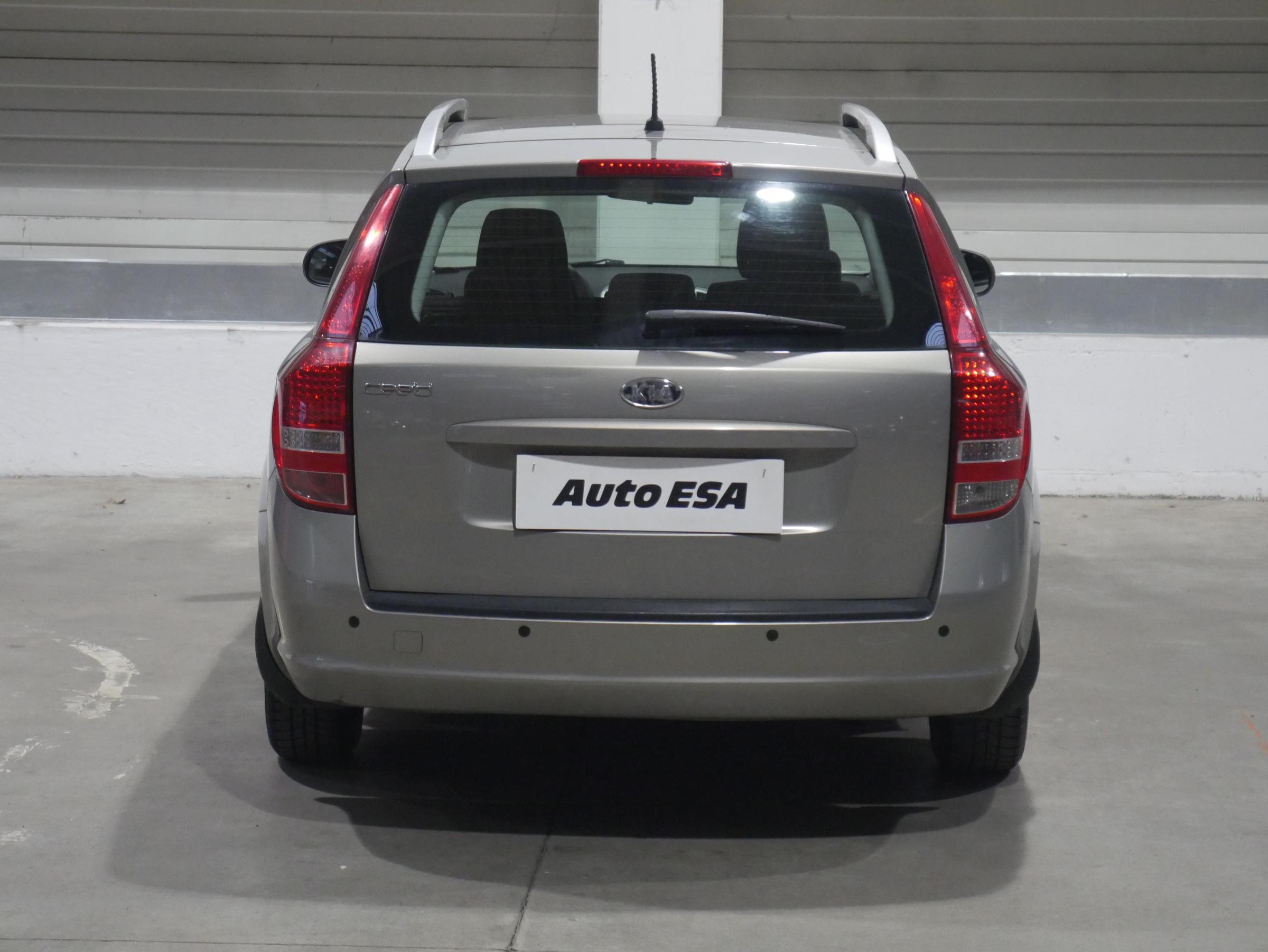 Kia Cee´d, 2011 - pohled č. 5