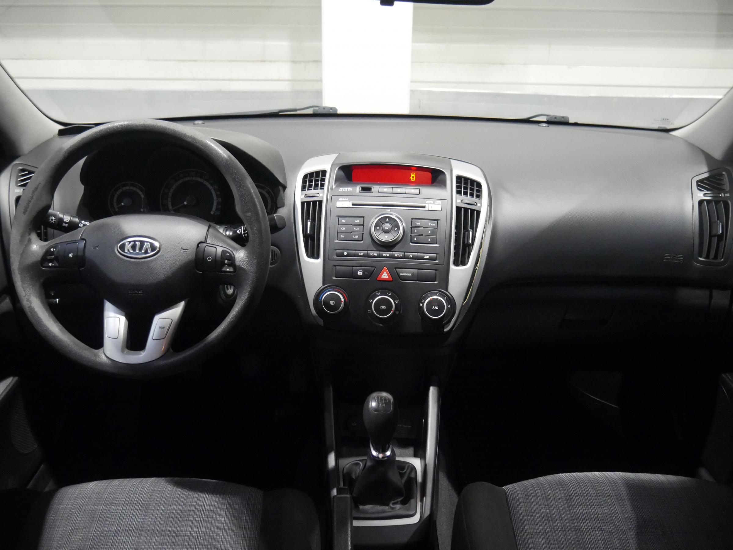 Kia Cee´d, 2011 - pohled č. 8
