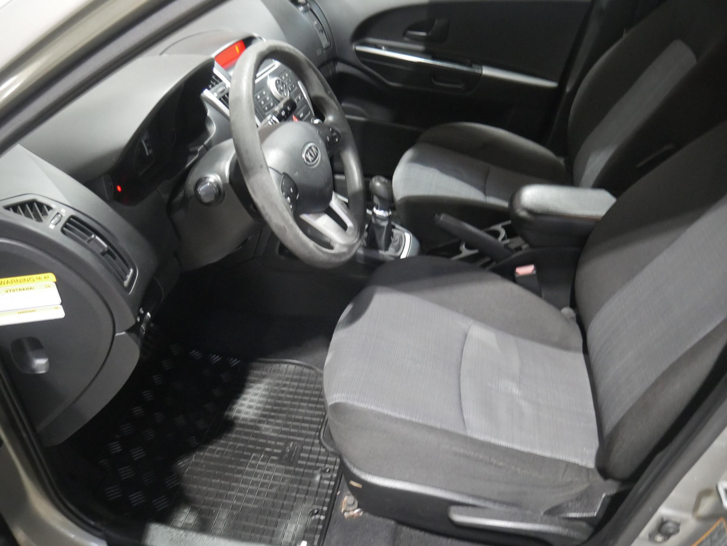 Kia Cee´d, 2011 - pohled č. 9