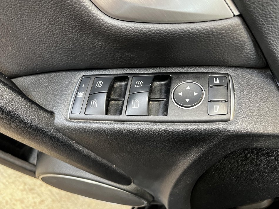 Mercedes-Benz Třída C 1.8K Avantgarde C180