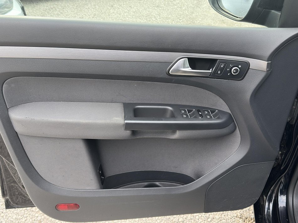 Volkswagen Touran 1.6TDi 