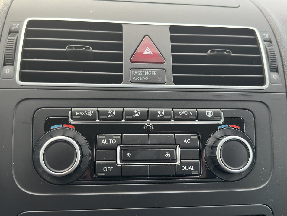 Volkswagen Touran 1.6TDi 