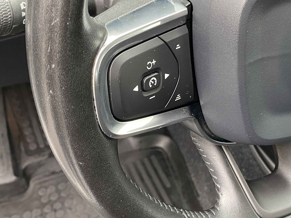 Volvo XC40 2.0D 
