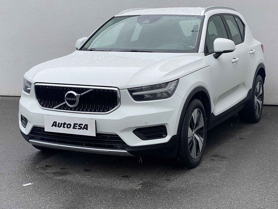 Volvo XC40 2.0D 