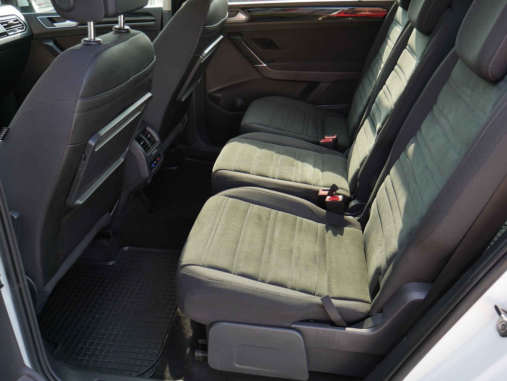 Volkswagen Touran 2.0TDi 