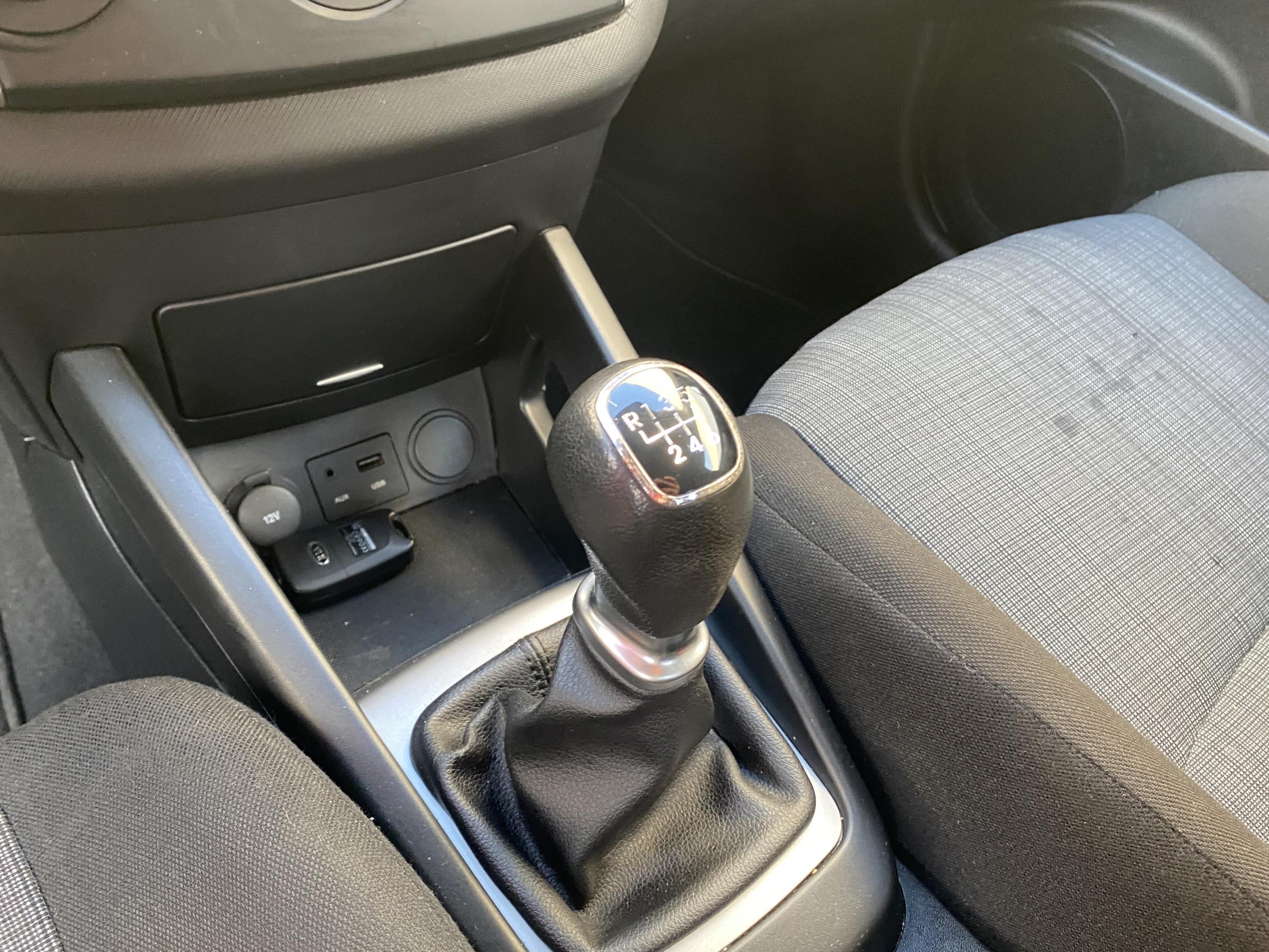 Kia Cee´d, 2011 - pohled č. 14