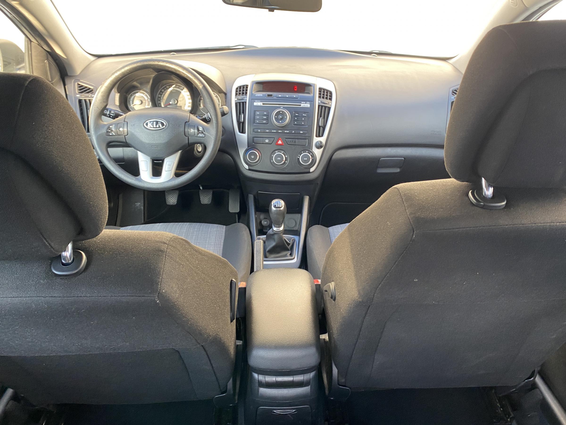 Kia Cee´d, 2011 - pohled č. 8