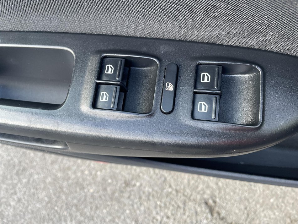 Škoda Octavia II 1.4 TSi Ambiente