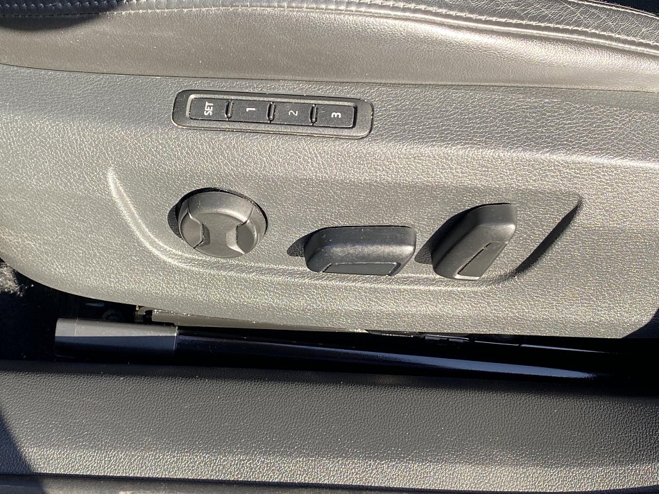 Škoda Superb III 2.0 TDi Style