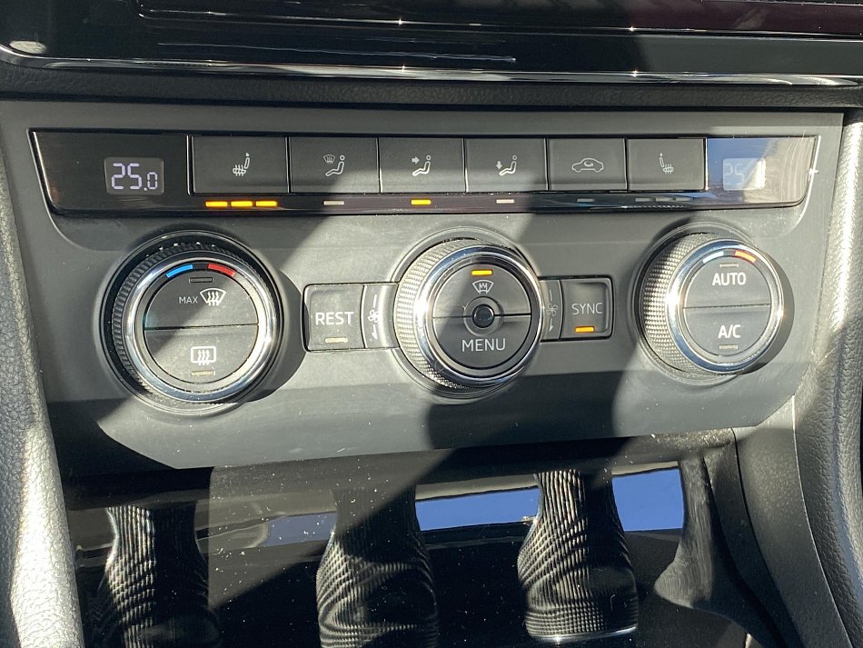 Škoda Superb III 2.0 TDi Style