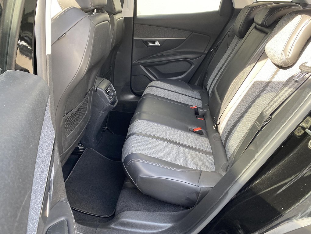 Peugeot 3008 1.5 HDi Allure