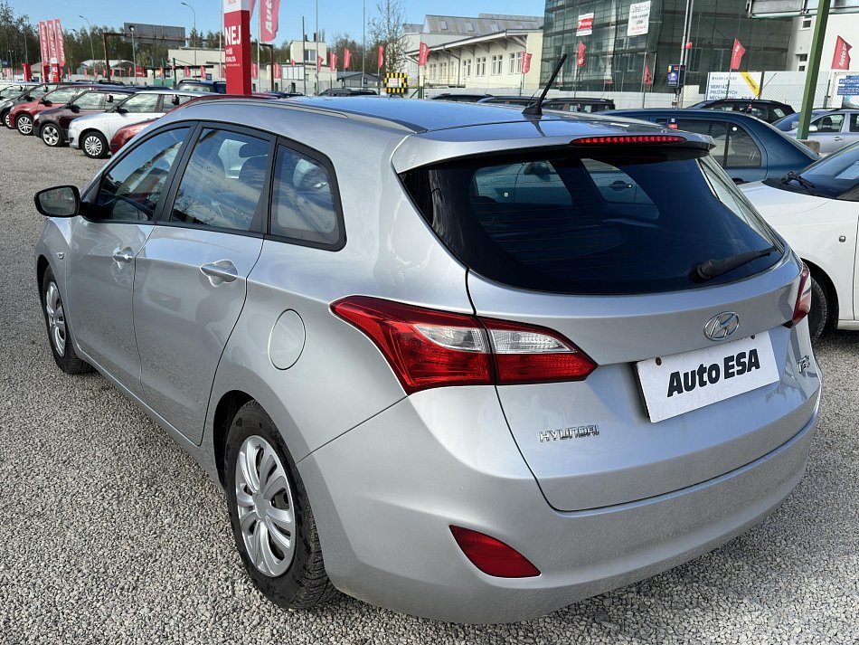 Hyundai I30 1.6i 