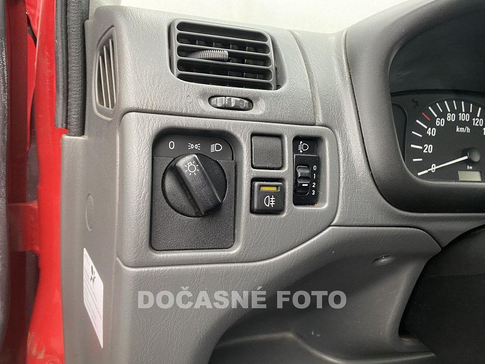 Opel Agila 1.0i 