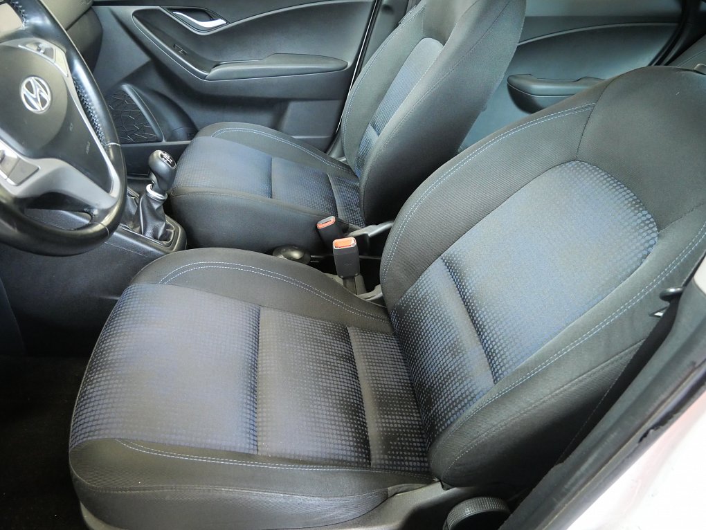 Hyundai Ix20 1.4i 