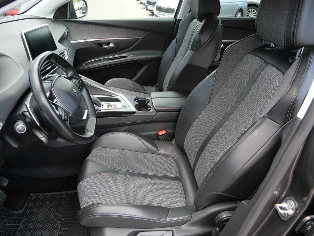 Peugeot 5008 2.0HDi 