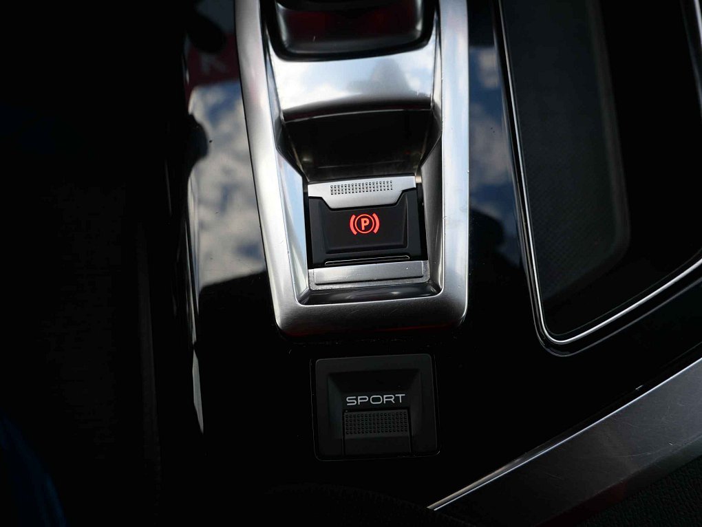 Peugeot 5008 2.0HDi 