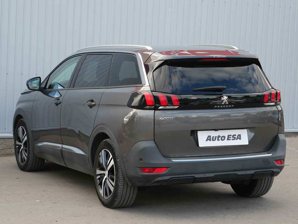 Peugeot 5008 2.0HDi 