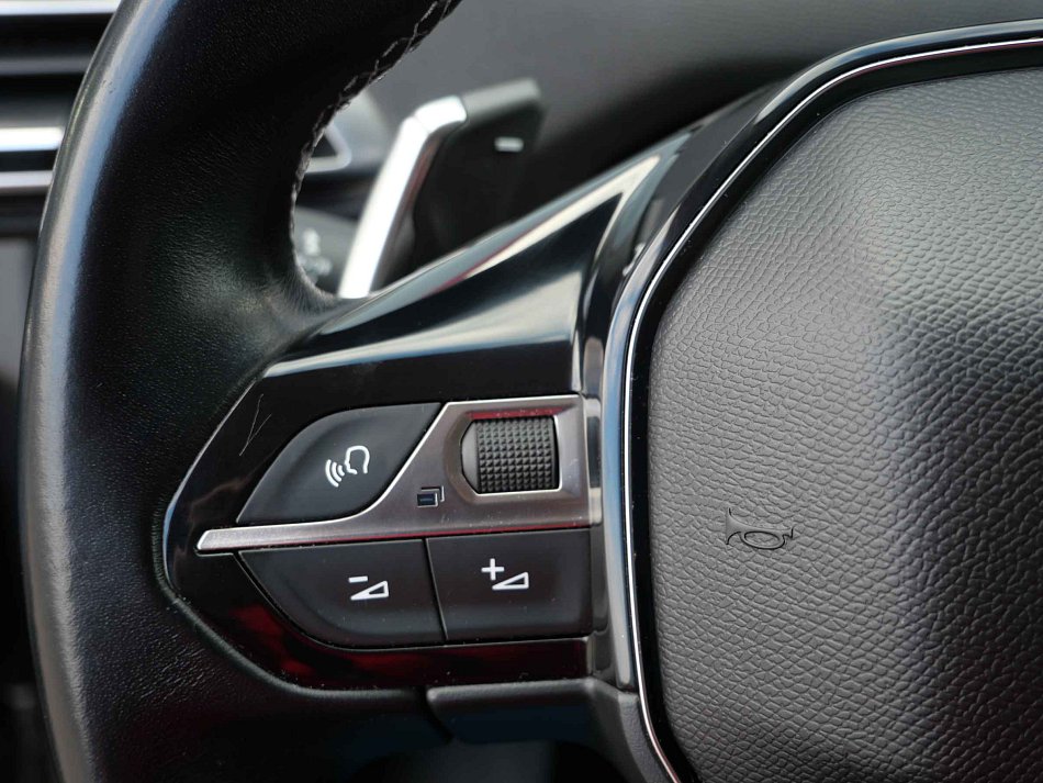 Peugeot 5008 2.0HDi 