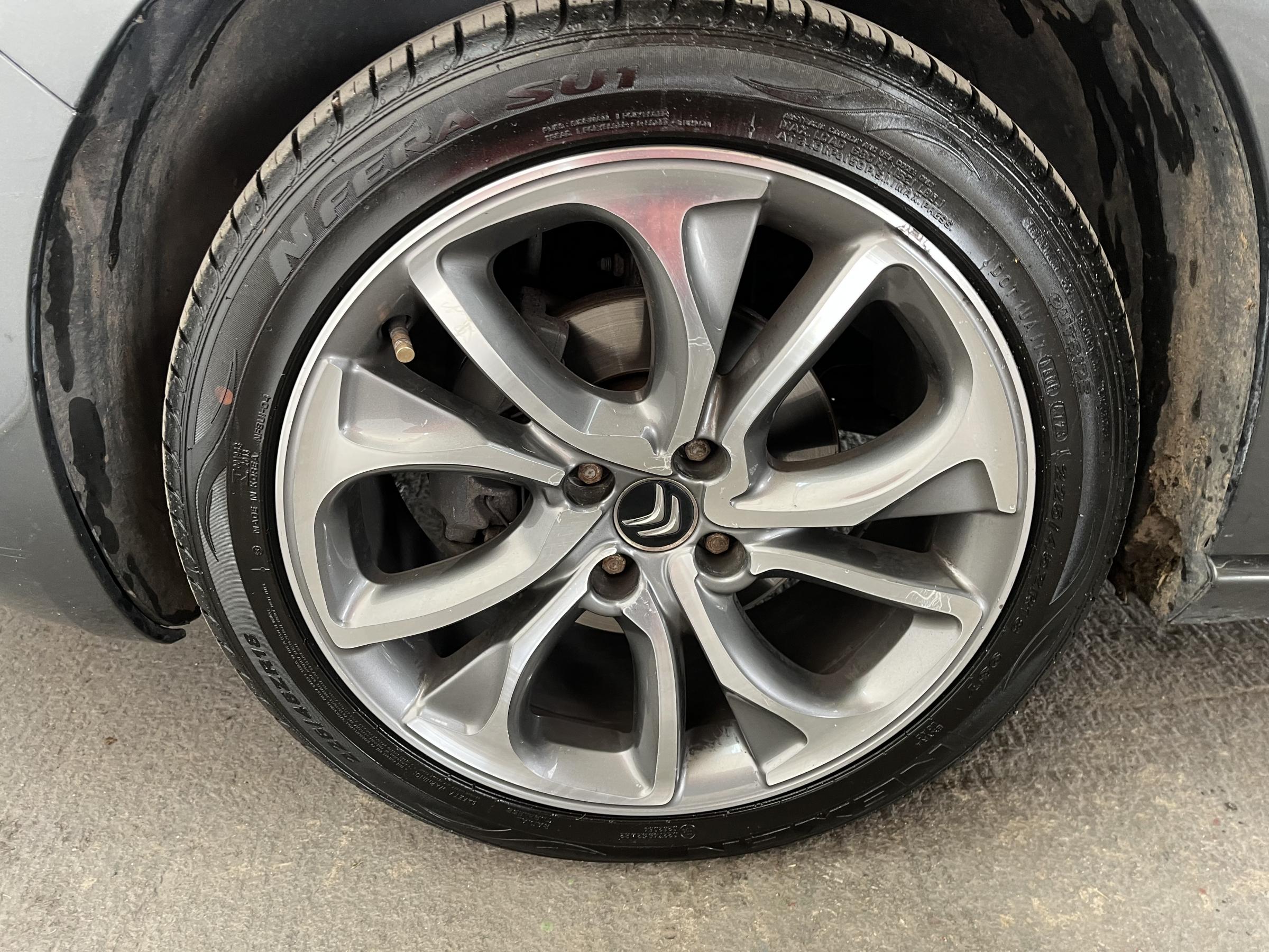 Citroën DS4, 2013 - pohled č. 21