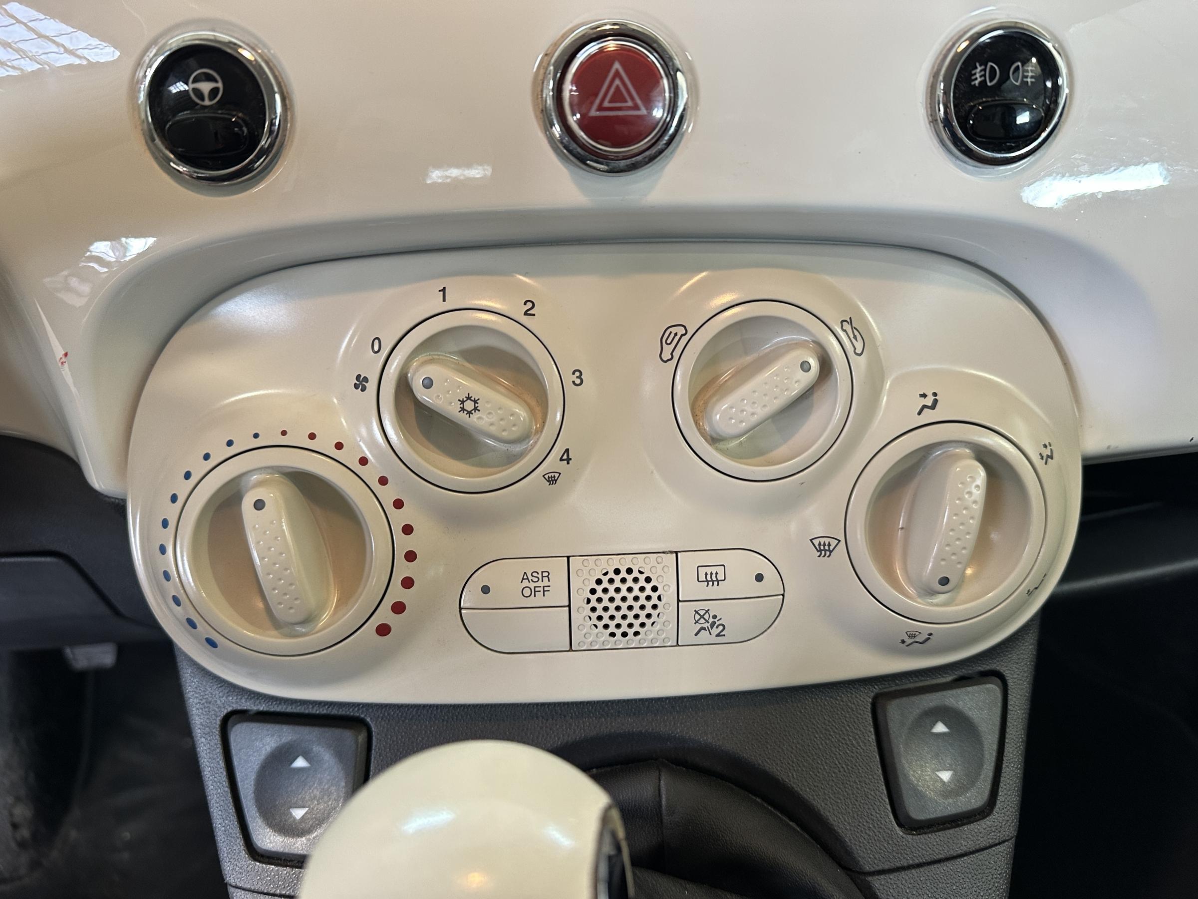 Fiat 500, 2015 - pohled č. 16