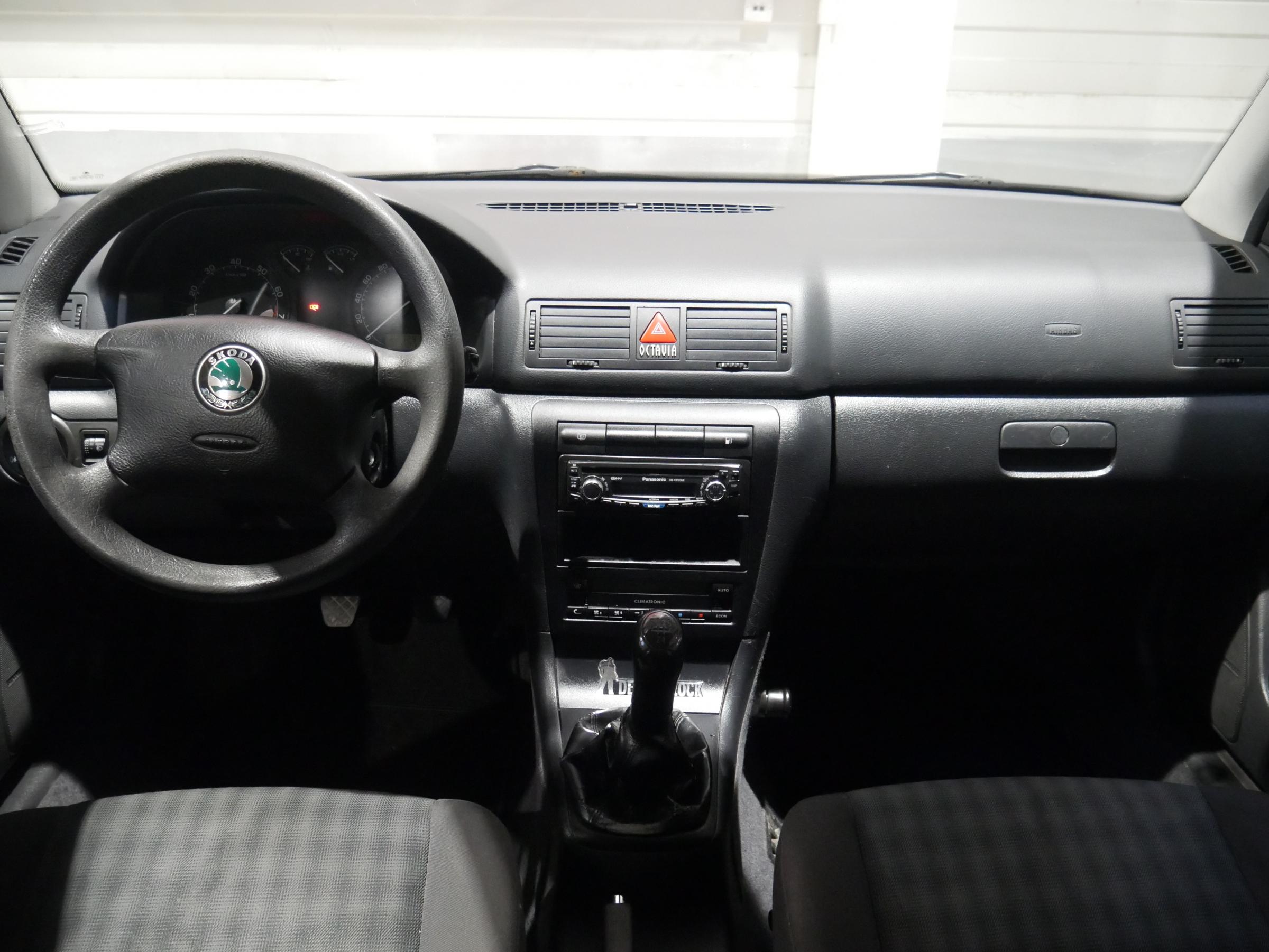 Škoda Octavia, 2006 - pohled č. 8