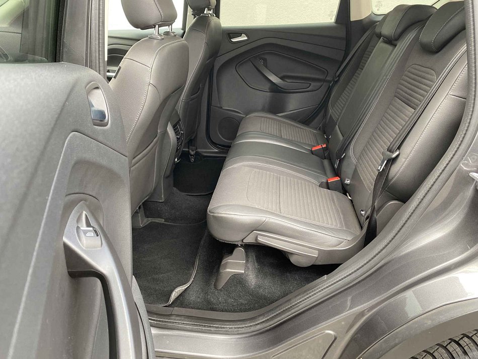 Ford Kuga 1.5 EB Titanium