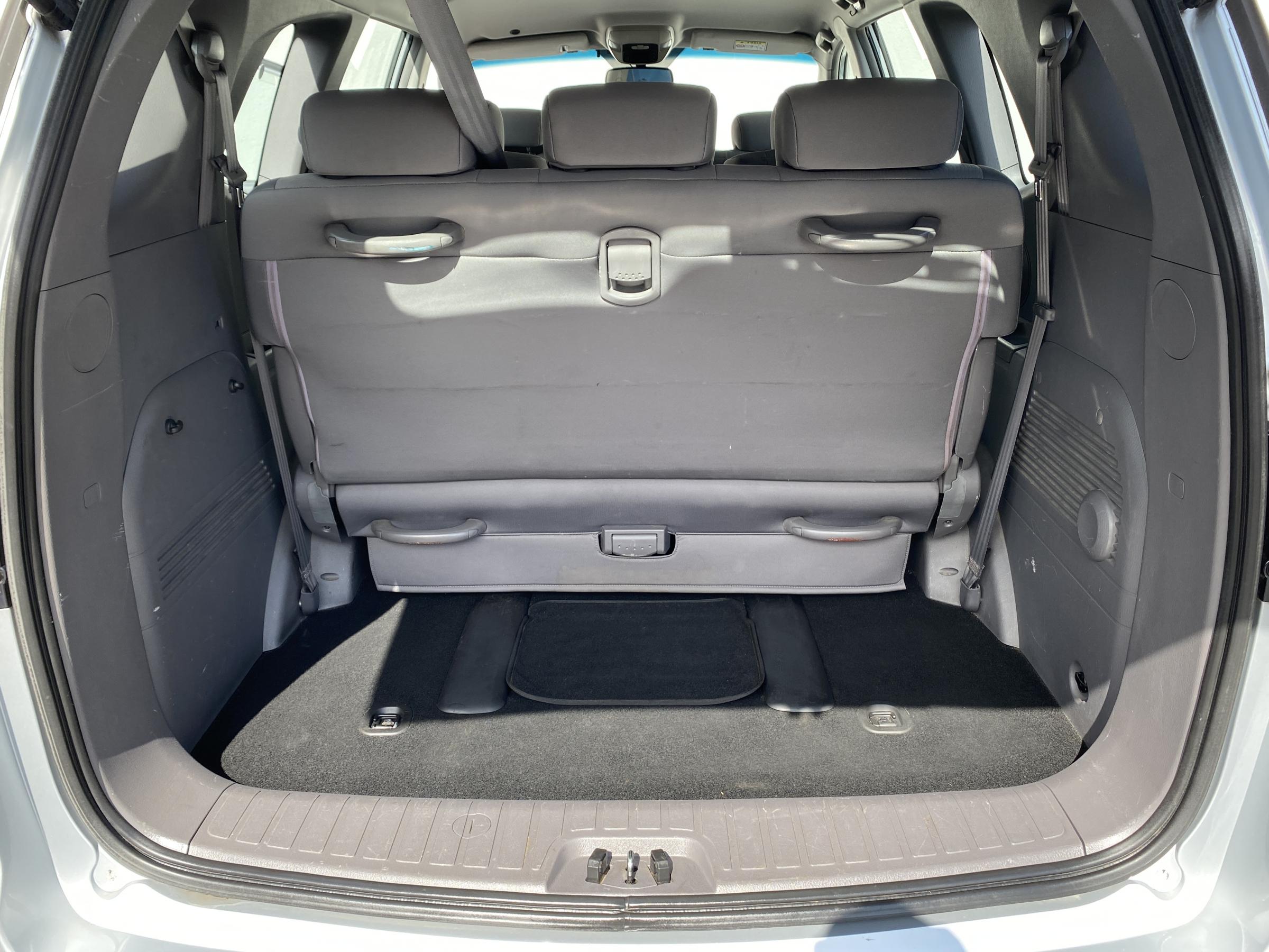 SsangYong Rodius, 2016 - pohled č. 7